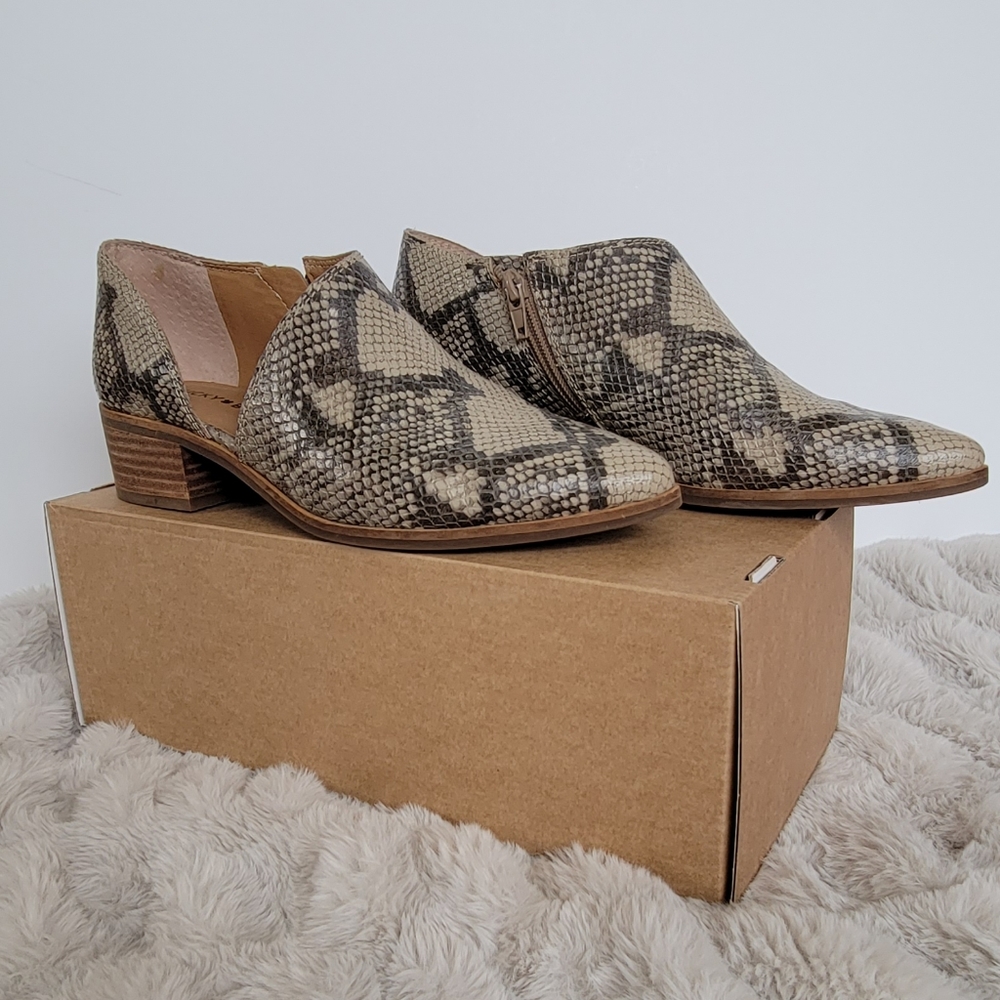 LUCKY BRAND WOMEN'S KENRI Ankle Boot 7 1/2
